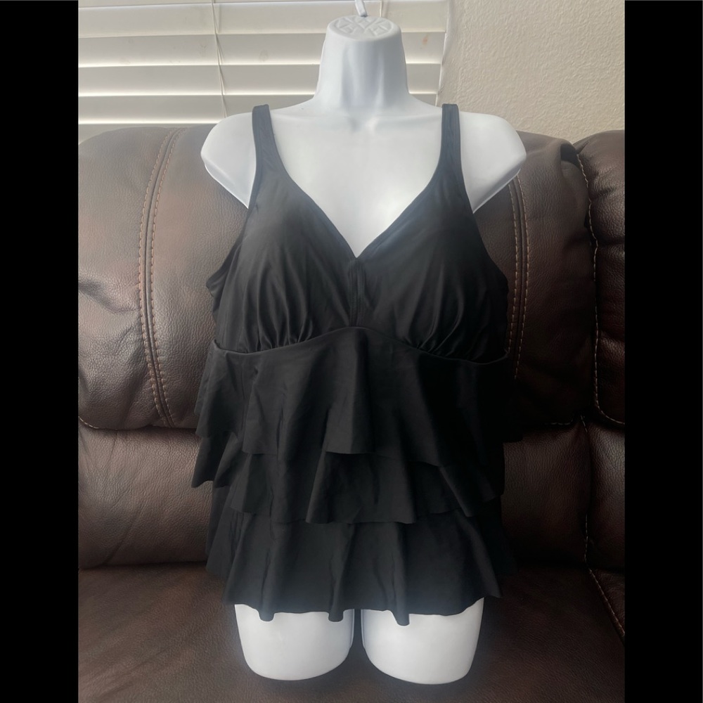 Black tankini